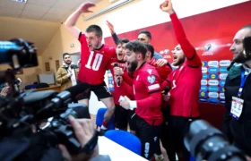 Georgia merayakan setelah kualifikasi Euro 2024 yang bersejarah