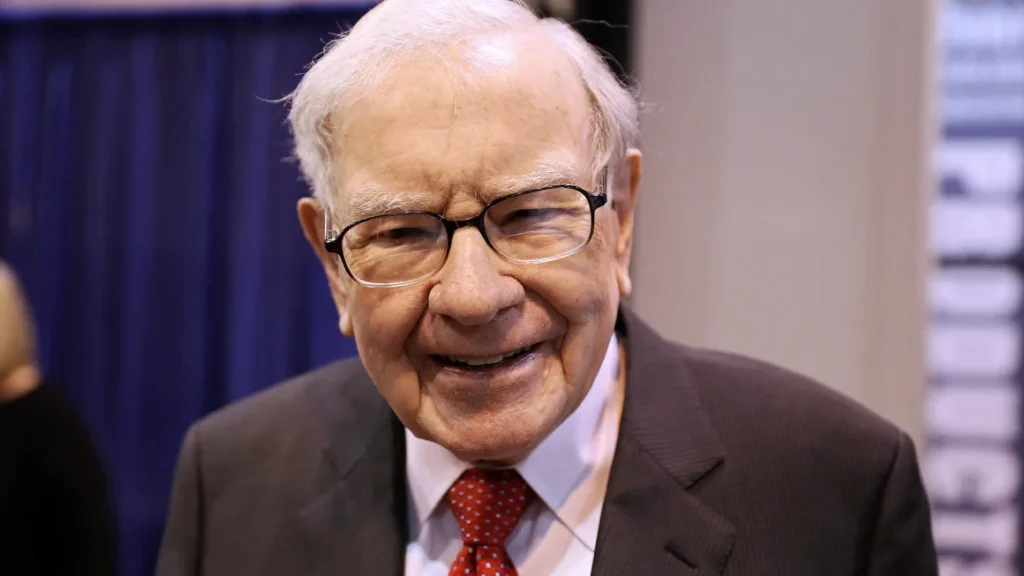 Warren Buffett membandingkan AI dengan senjata nuklir