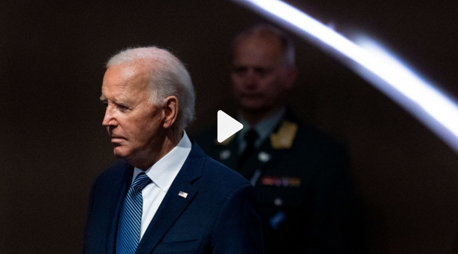 Posisi politik Biden dengan cepat memburuk seiring semakin dekat konferensi pers