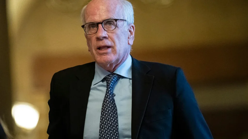 Peter Welch dari Vermont menjadi senator Demokrat pertama