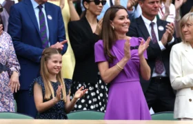 Princess of Wales menerima tepuk tangan meriah dari penonton Centre Court