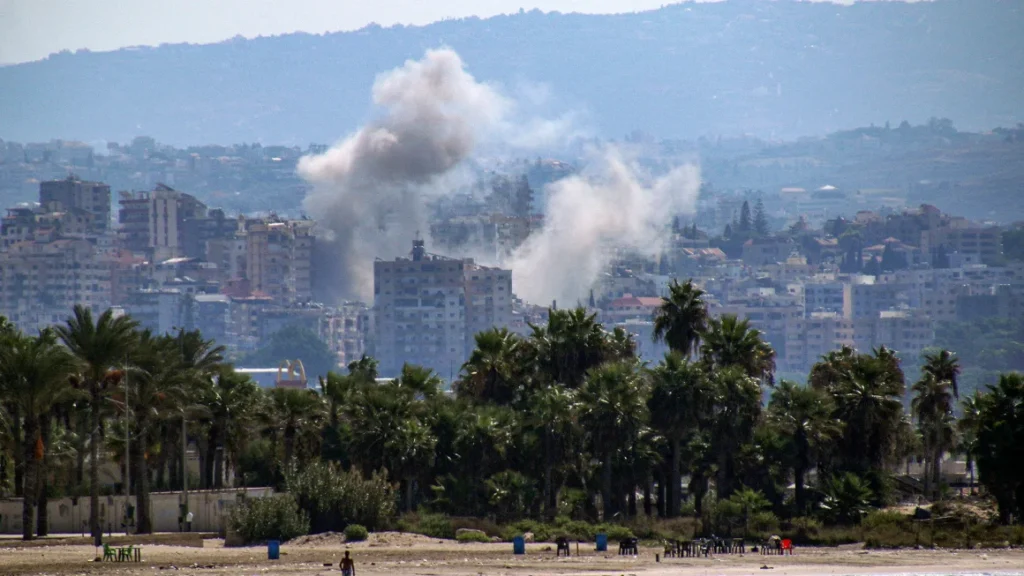 Militer Israel bersiap menghadapi kemungkinan serangan darat ke Lebanon