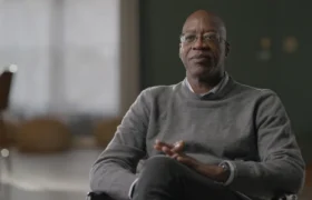 Sebuah film baru mendokumentasikan perjalanan ikon Olimpiade Edwin Moses